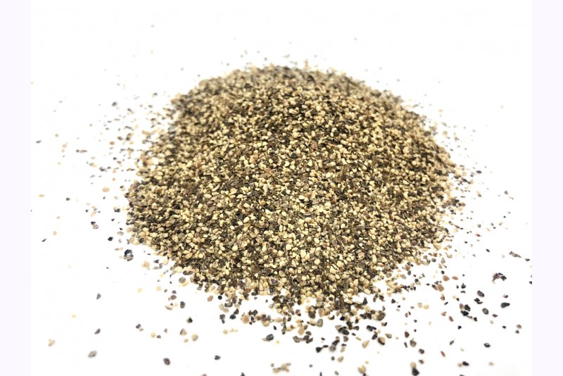 Black pepper coarse ground 